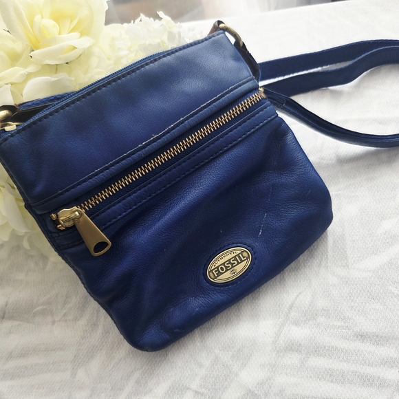 Fossil Navy Crossbody Bag with Gold Accents - Picture 1 of 14